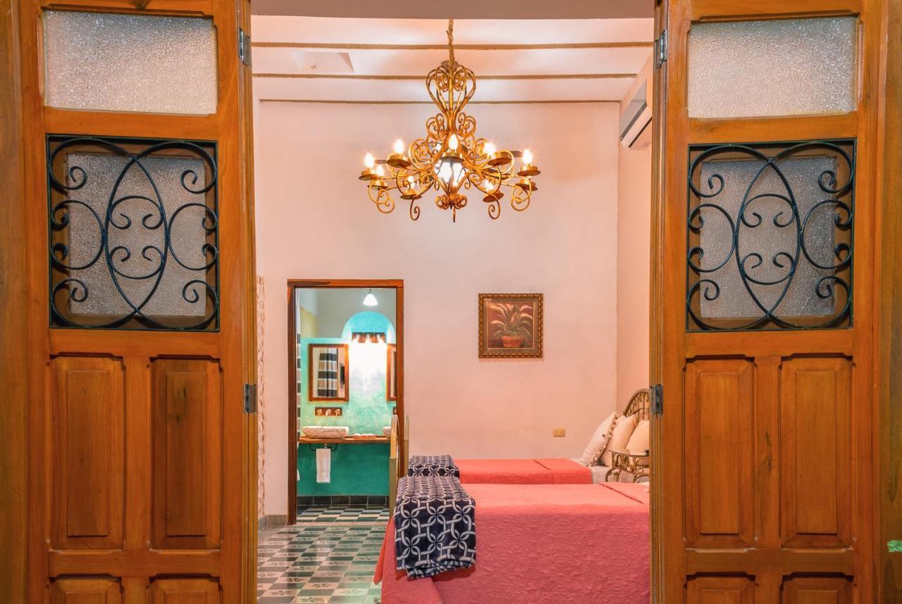Hotel Casa Vicenta Izamal Esterno foto